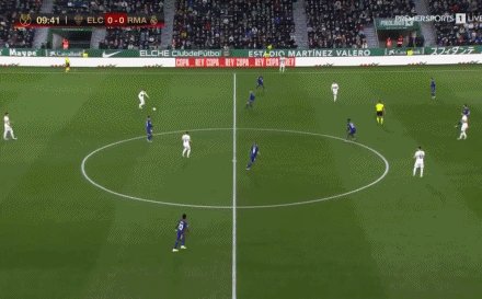 1642714925195059516.gif 乐鱼体育-【国王杯】伊斯科阿扎尔破门 皇马加时2比1胜埃尔切