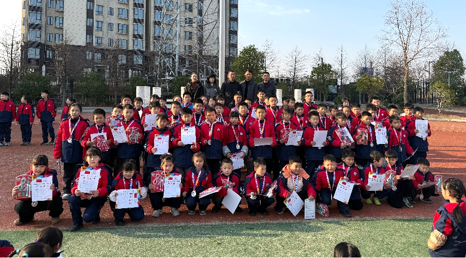 leyu-绿茵逐梦,“足”够精彩——临川二小第八届足球联赛圆满落幕